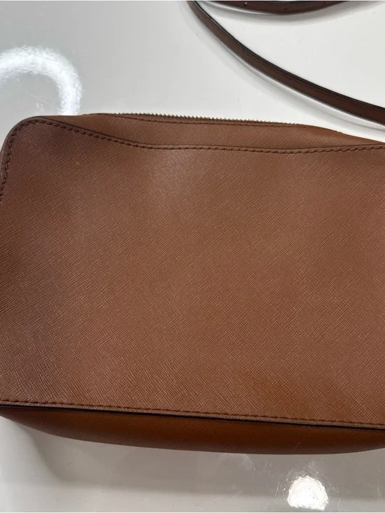 Beautiful Brown MICHAEL KORS, LEATHER CROSSBODY BAG A040426 - Picture 4 of 9